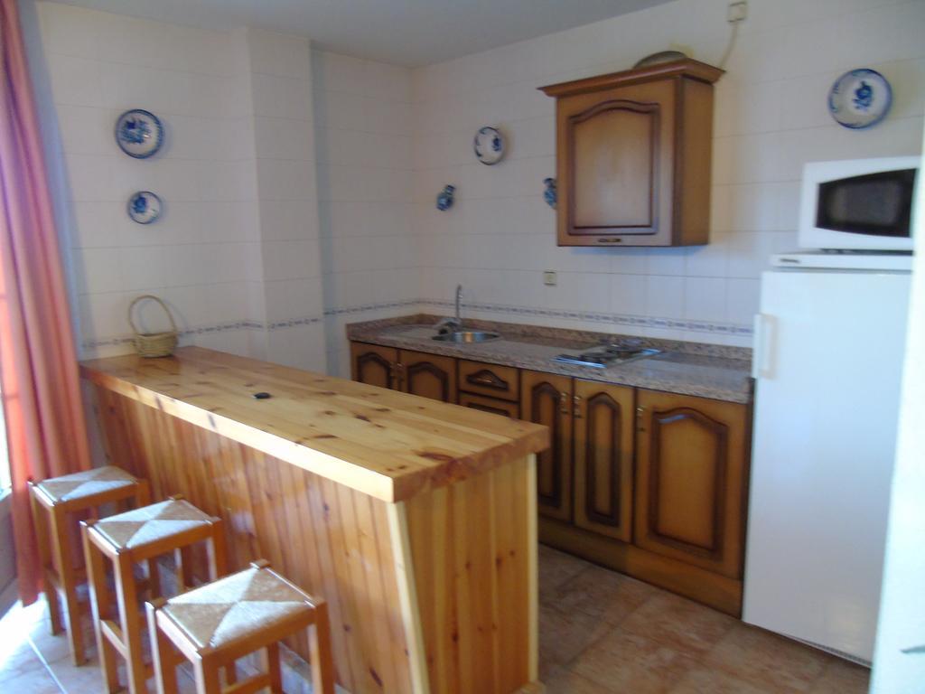 Apartamentos Turísticos Cumbres Verdes La Zubia  Habitación foto