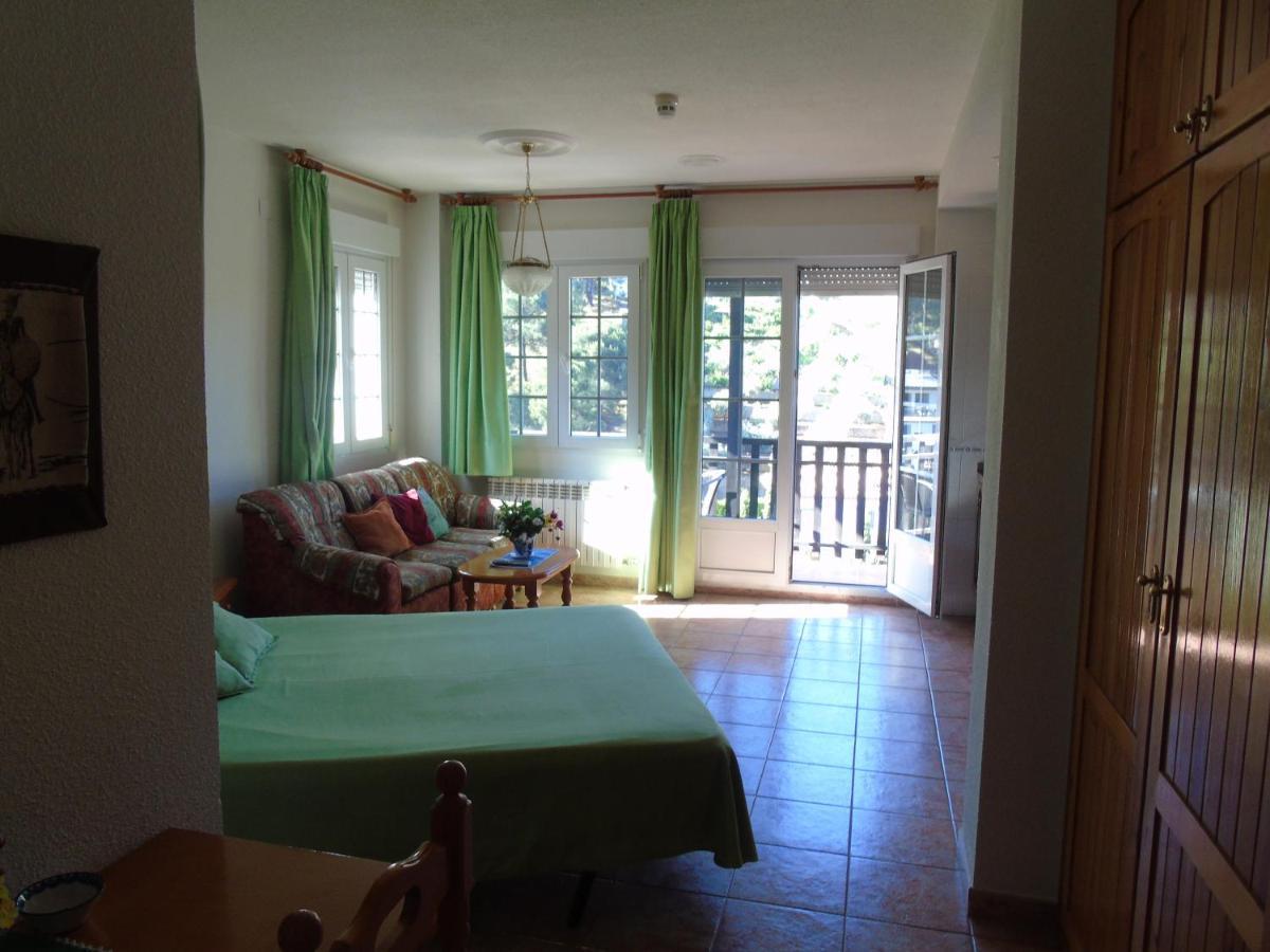 Apartamentos Turísticos Cumbres Verdes La Zubia  Exterior foto